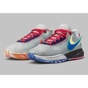 NEW LEBRON XX Men's Size 5.5 Light Silver/Hyper Royal DJ5423 002 KIDS